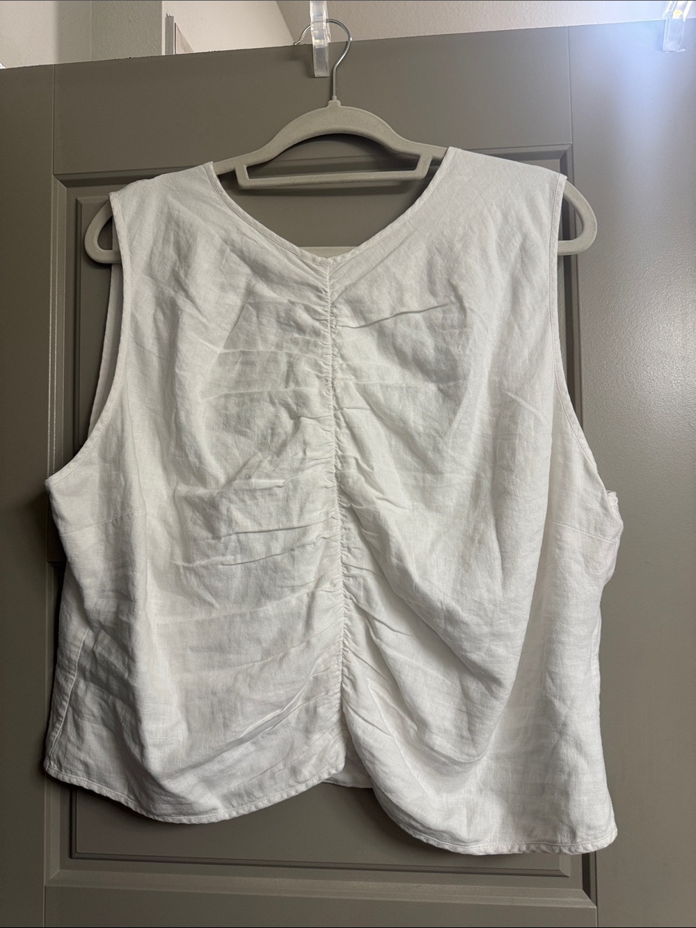 Abercrombie & Fitch White Ruched-Back Sleeveless Top